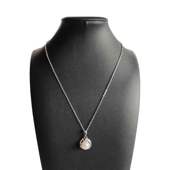 925 Sterling Silver Plated Faux Pearl Pendant Chain Necklace - Picture 3 of 13